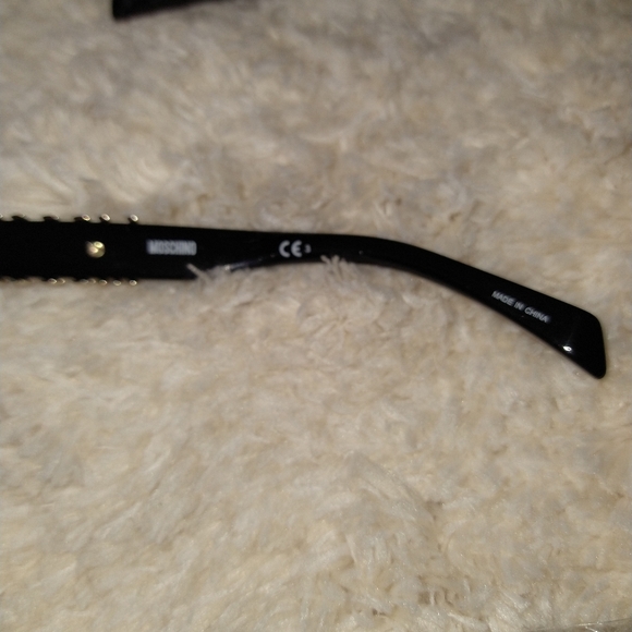 Moschino sunglasses ? main image 4